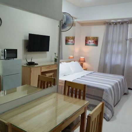 101 Newport Blvd Condotel Manila Exterior photo