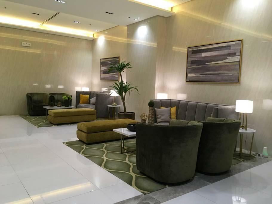 101 Newport Blvd Condotel Manila Exterior photo